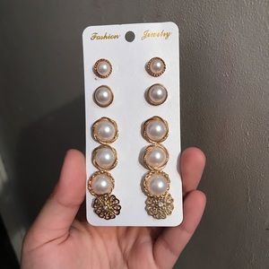 earrings, pearl and gold